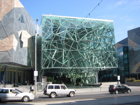 Federation_Square_Melbourne - wikipedia