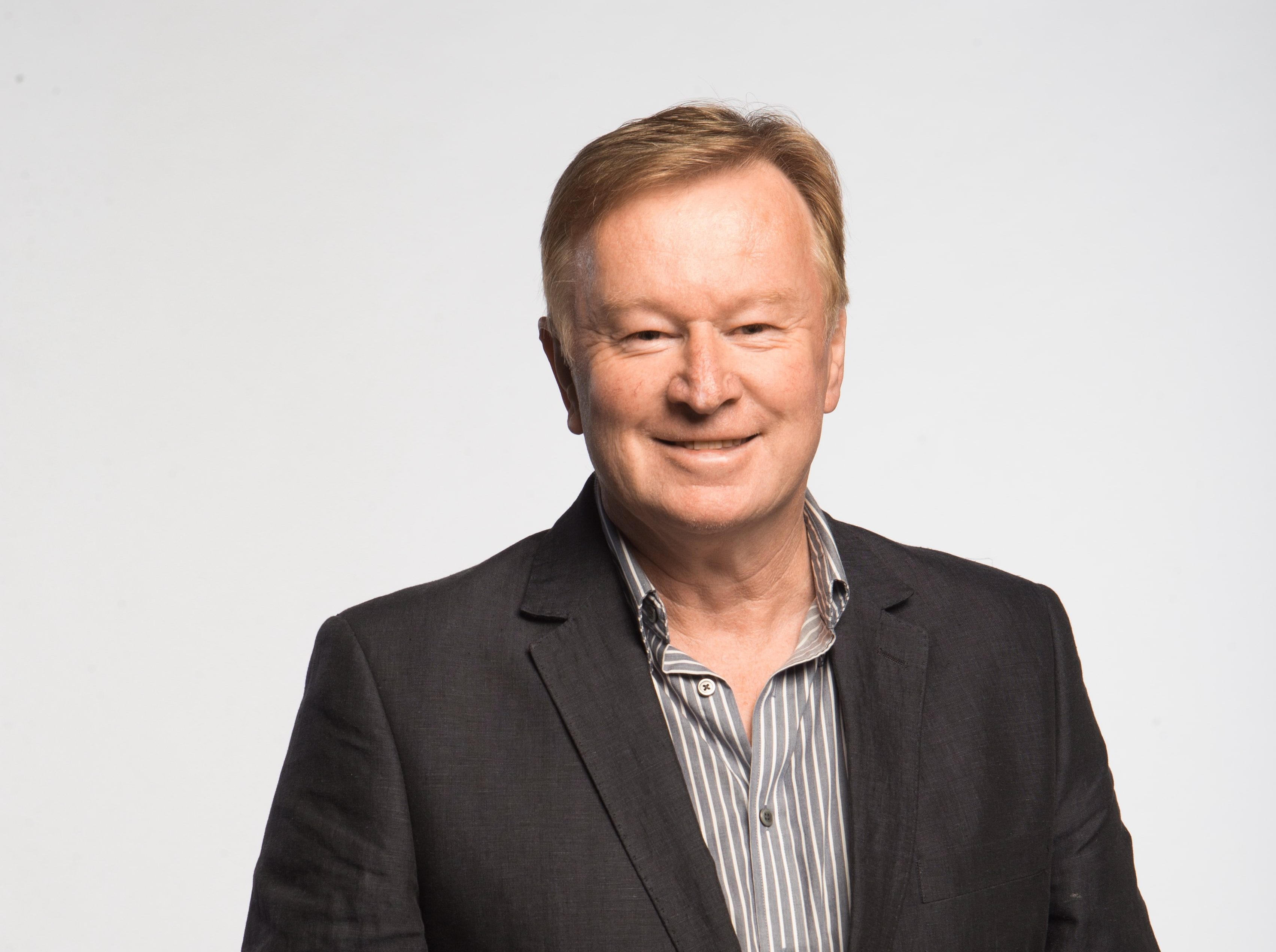3AW's Denis Walter leaves afternoon show after 11 years to host Nights