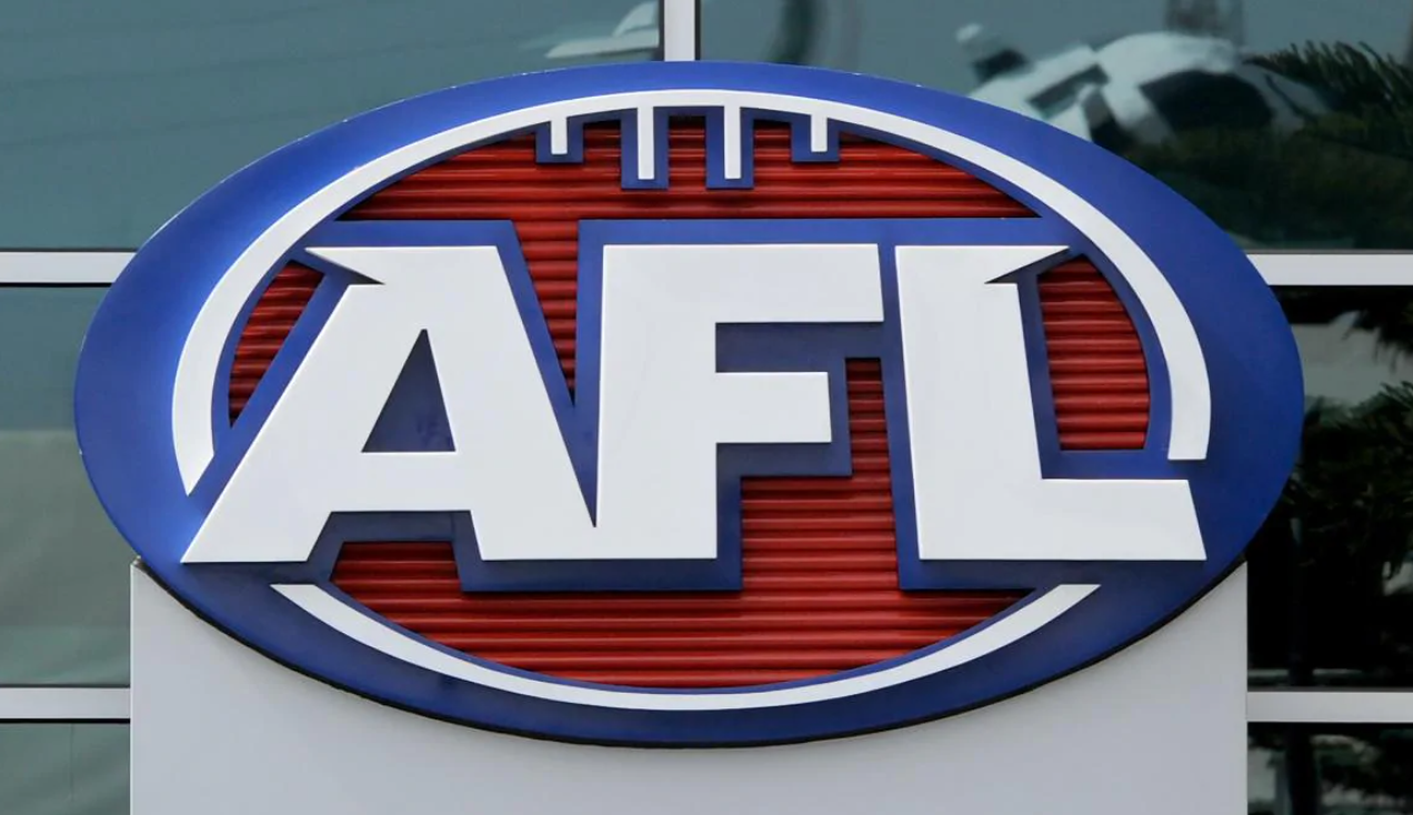 AFL journalist reinstated after being stood down over COVID-19 tweet