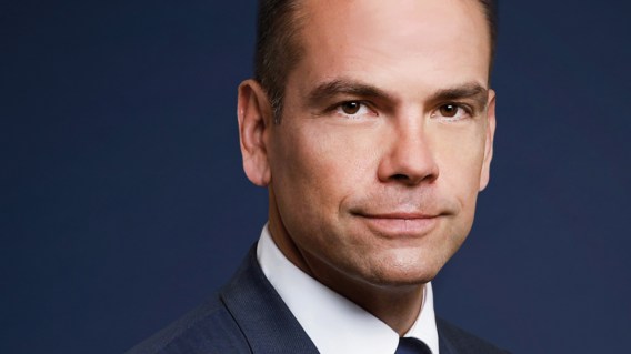 Lachlan in control of Murdoch empire as succession struggle settled
