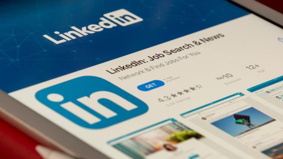 ‘No-BS content’: Sling & Stone launches Linkedin services for execs