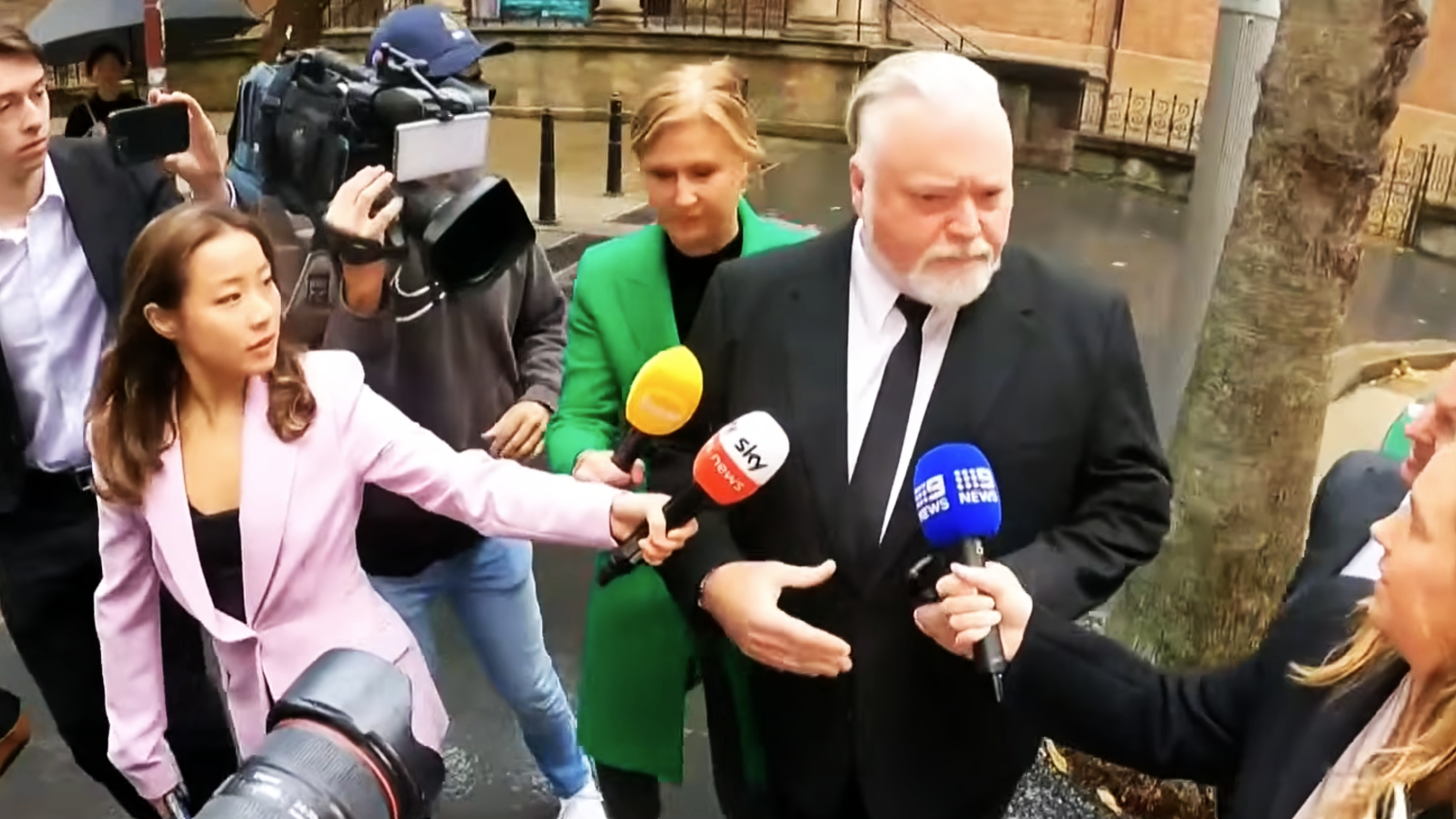 mumbrella.com.au - Hal Crawford - The calculus of King Kyle: The terrible economics of talent-based radio