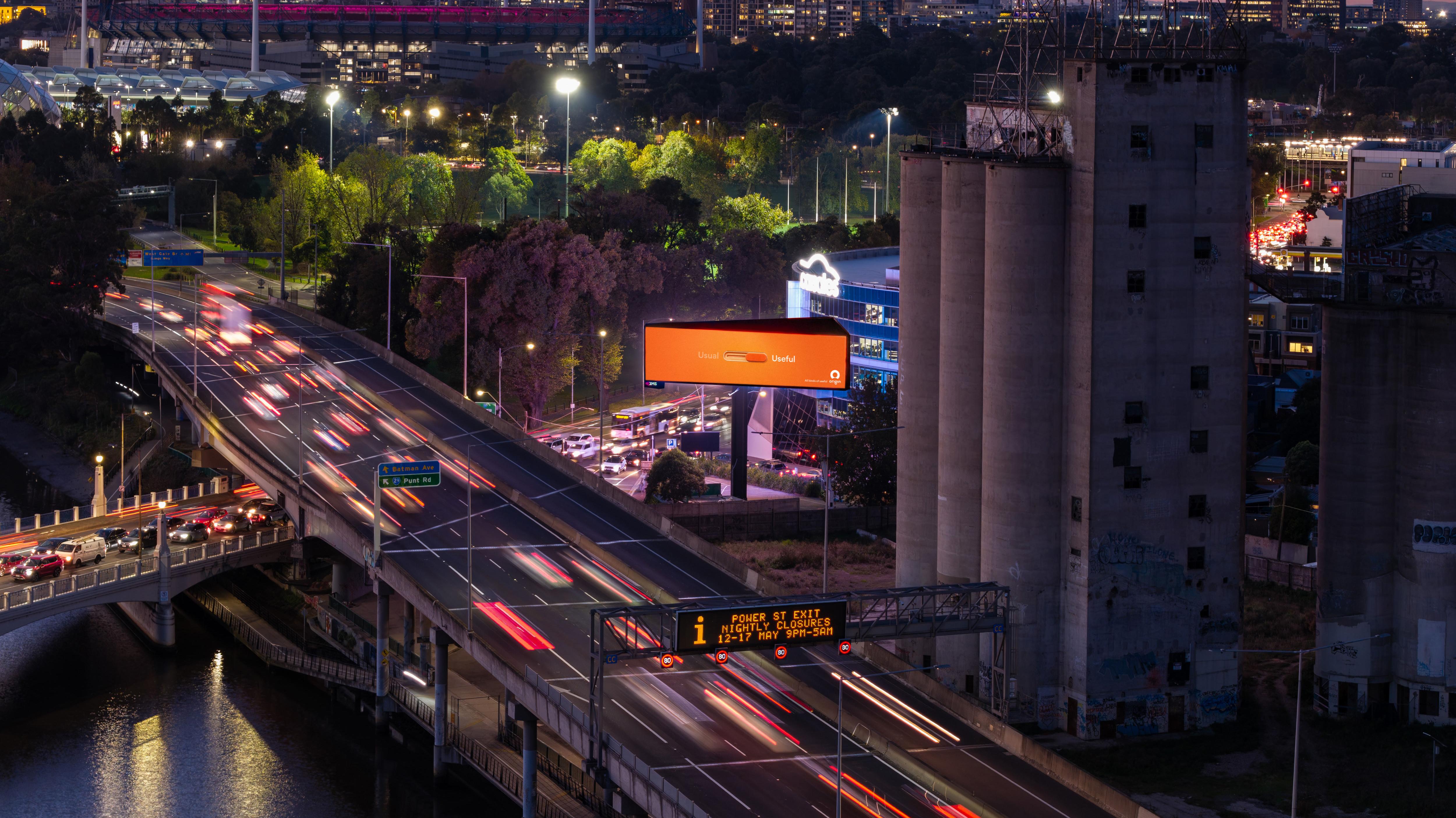 QMS expands Melbourne network with new digital Citylink sites